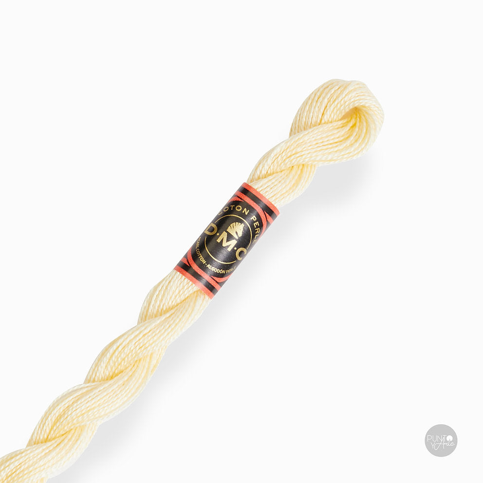Hilo DMC Perlé 8 color 3823