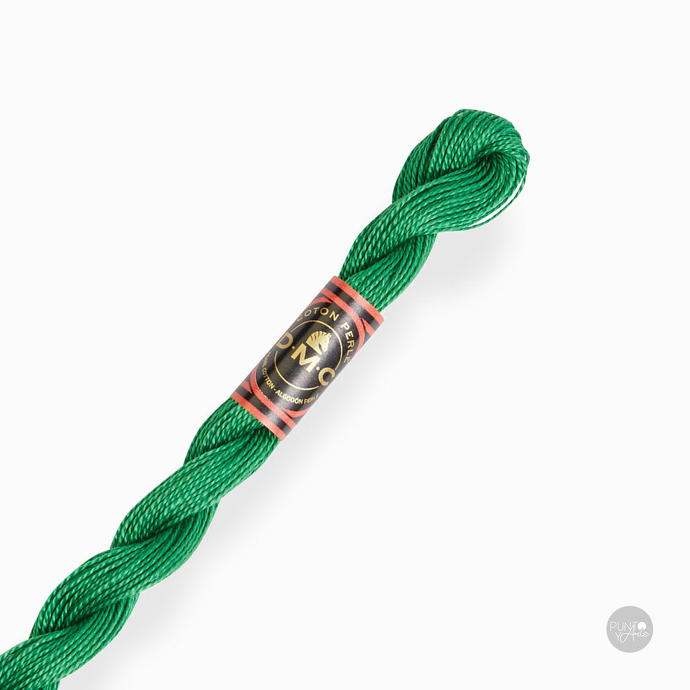 Hilo DMC Perlé 8 color 700
