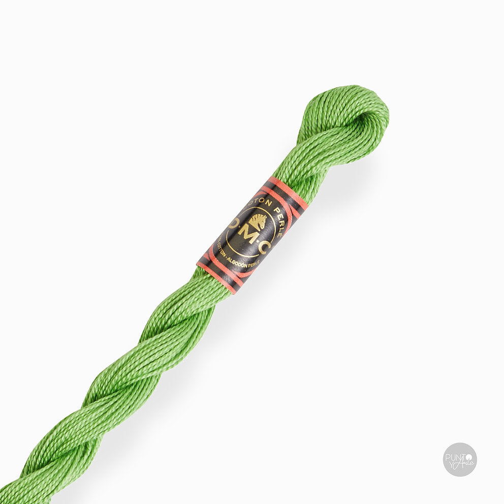 Hilo DMC Perlé 8 color 703