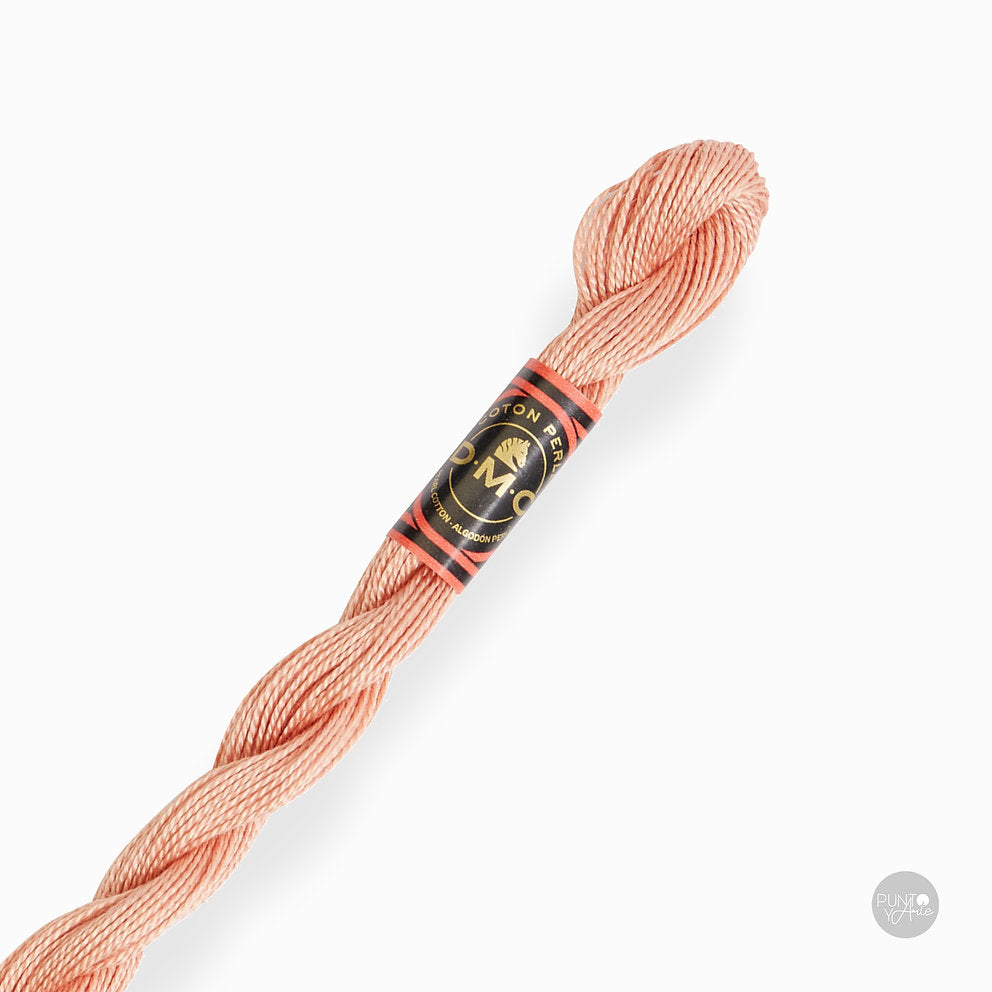 Hilo DMC Perlé 8 color 758