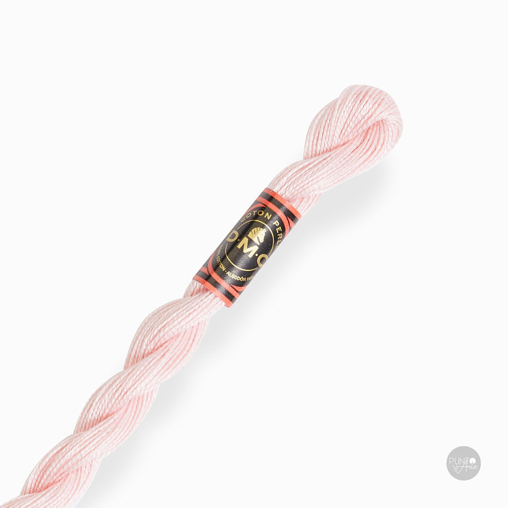 Hilo DMC Perlé 8 color 818