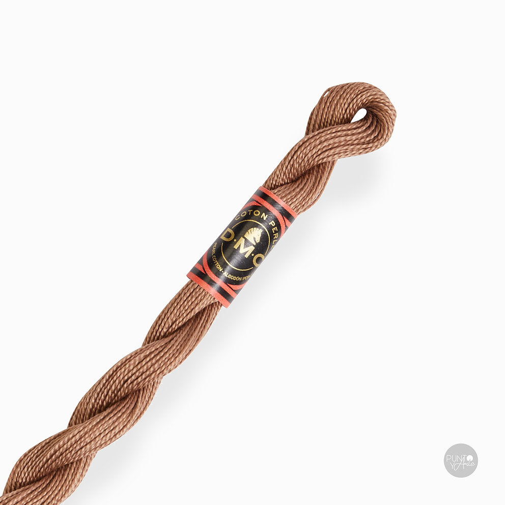 Hilo DMC Perlé 8 color 840