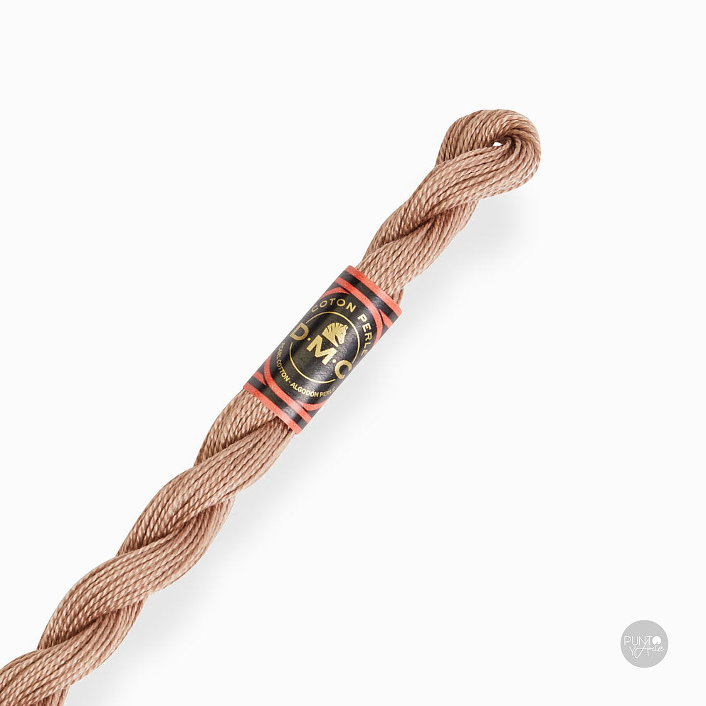 Hilo DMC Perlé 8 color 841