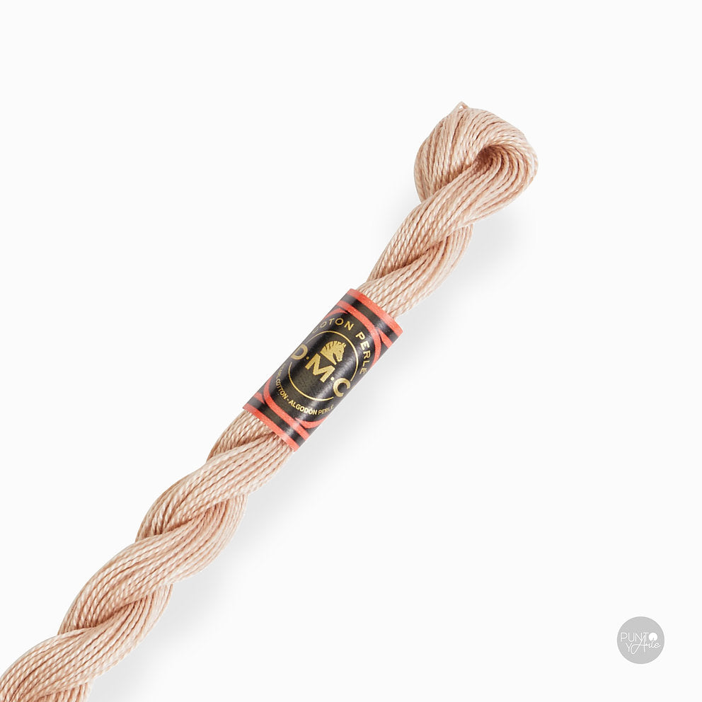 Hilo DMC Perlé 8 color 842