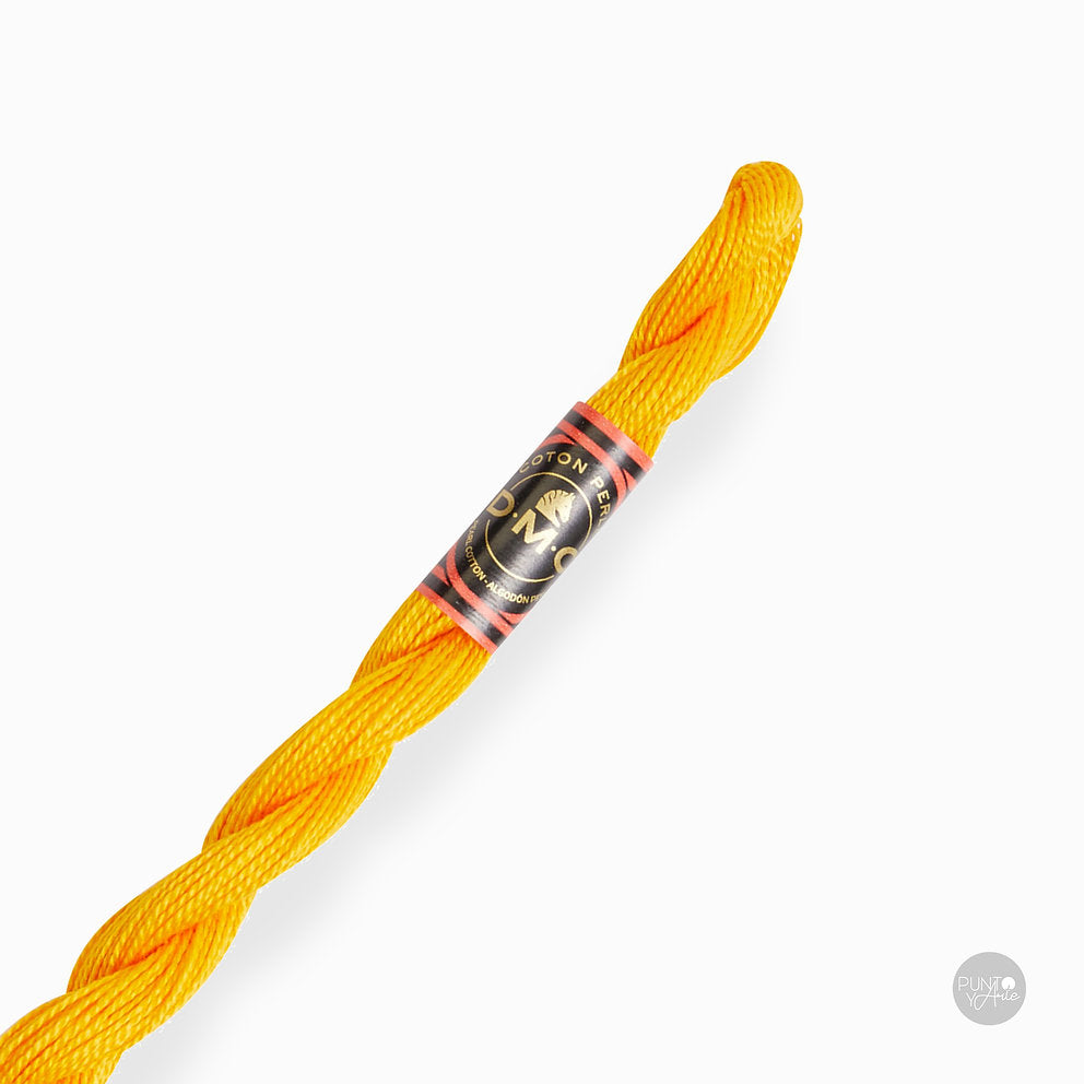 Hilo DMC Perlé 8 color 972