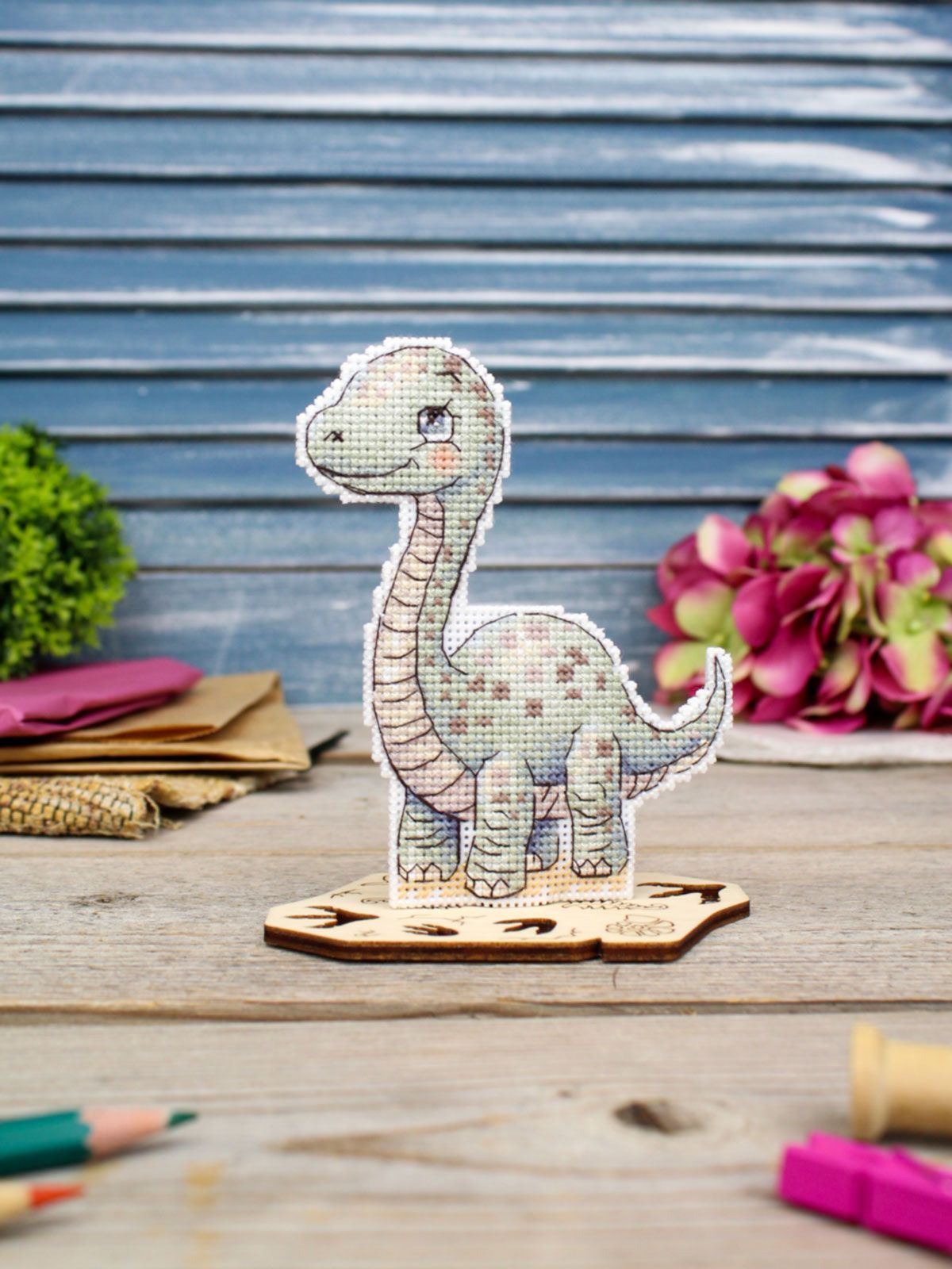 MP Studia SR-1345 Charming Diplodocus
