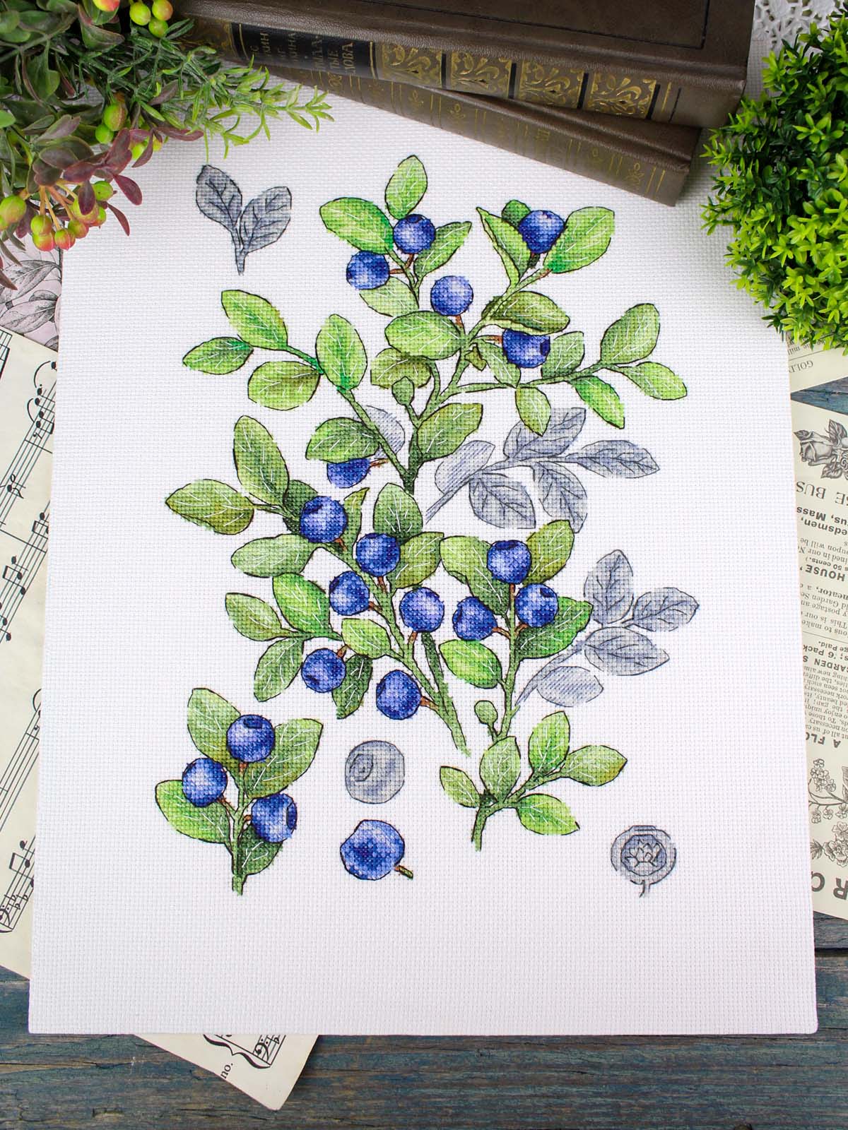 Cross Stitch Kit "Bilberry" MP Studia SNV-931 - Wild botanical blueberries 28x20 cm Aida 16 ct