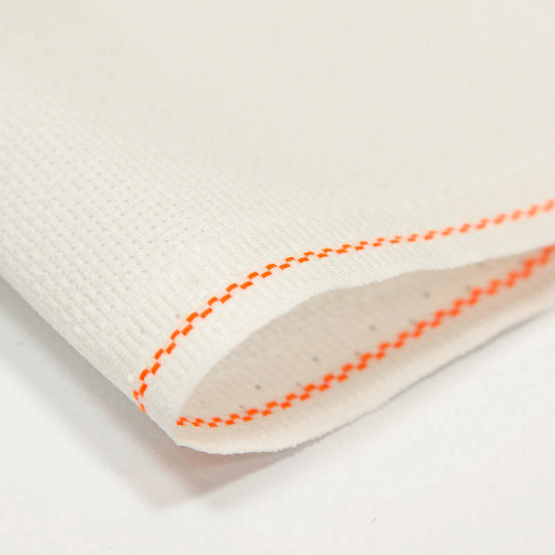 Tela AIDA 16 ct Blanco Roto de ZWEIGART ancho 150 cm 3426 101 doblada