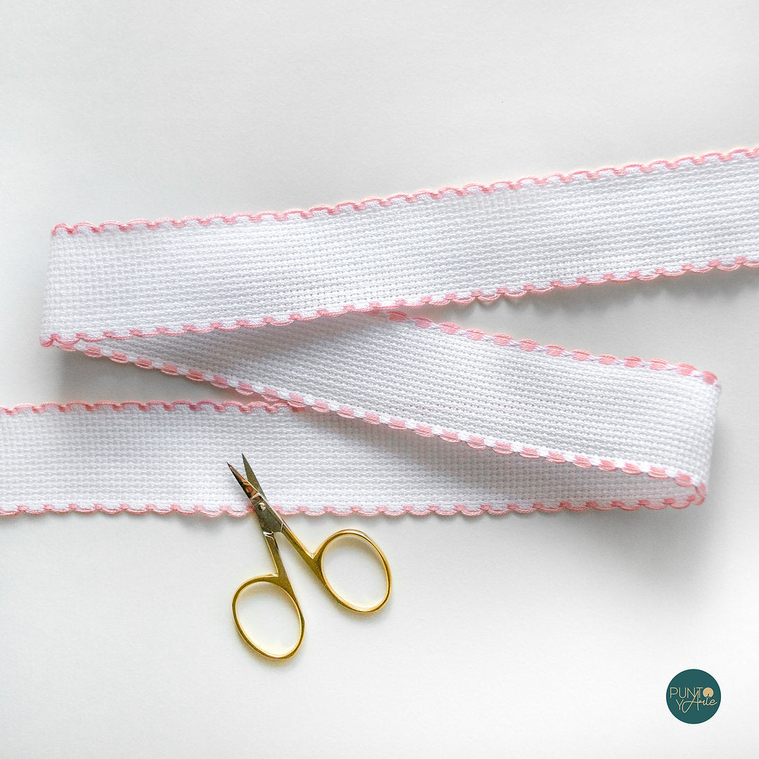 Entredos Ribbon 30 mm - Aida 14ct. with Pink Trim - ZWEIGART 7003/14