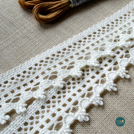 Lace with Cotton Lace 30 mm - Color 11 - ZWEIGART