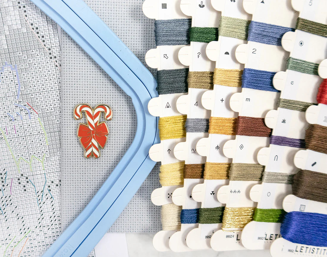 L9952 Baby Jesus - LetiStitch | Kit de punto de cruz del nacimiento de Jesús