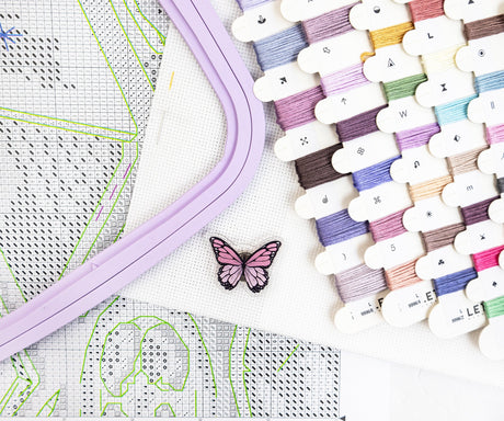 Materiales del kit de punto de cruz Letistitch L9996 Midnight Magic Notes