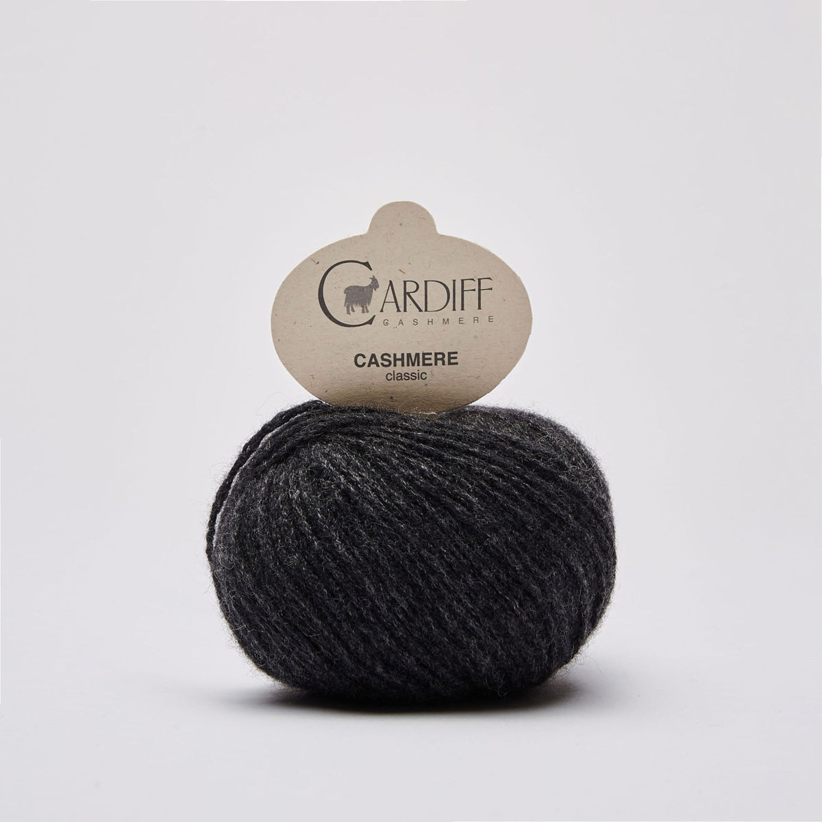 Cardiff Classic Cashmere 520 Antracite, ovillo de lana 100% cachemira italiana