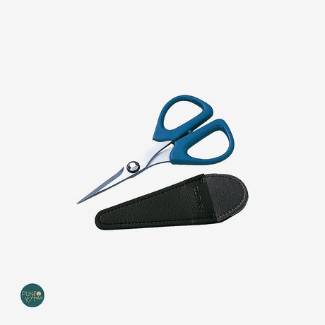 Clover MINI Patchwork Scissors 493/CW: Precision and Versatility in your Fabric Projects