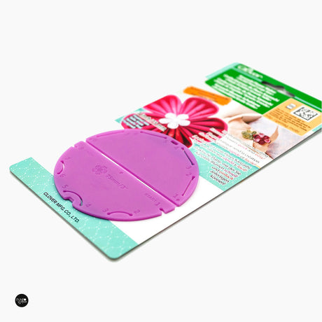 Plantilla Clover 8487 Kanzashi para confeccionar flores de tela