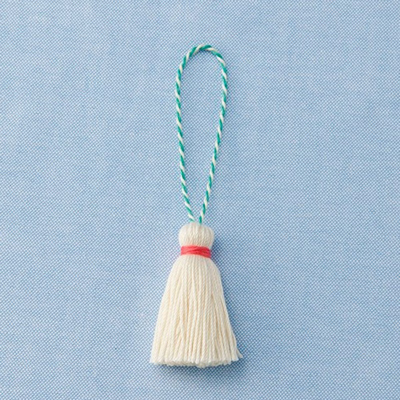 Clover Tassel Maker 9941 - Créez facilement des pompons avec n'importe quel fil