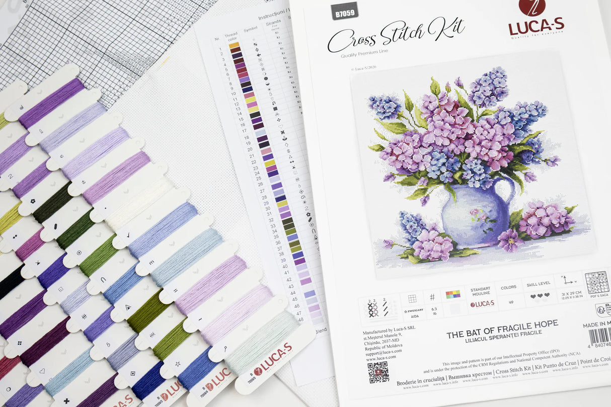 Kit punto de cruz Luca-S B7059 The Bat of Fragile Hope