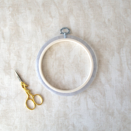 Nurge Hoop Frame in Transparent: Versatility and Elegance in Your Embroidery Projects