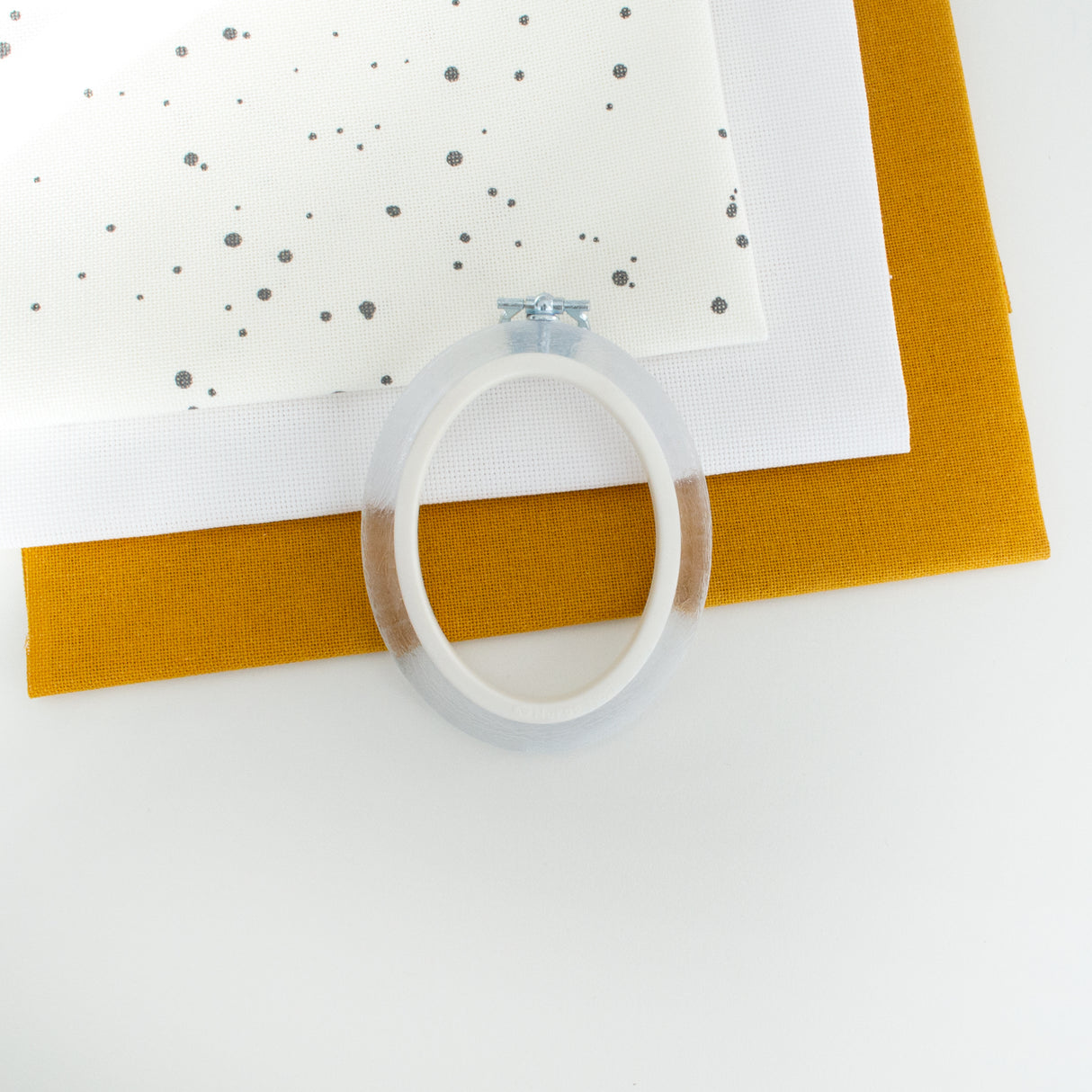 Nurge Transparent Oval Flexi Hoop Frame-Frame: Display Your Embroidery with a Modern and Elegant Touch