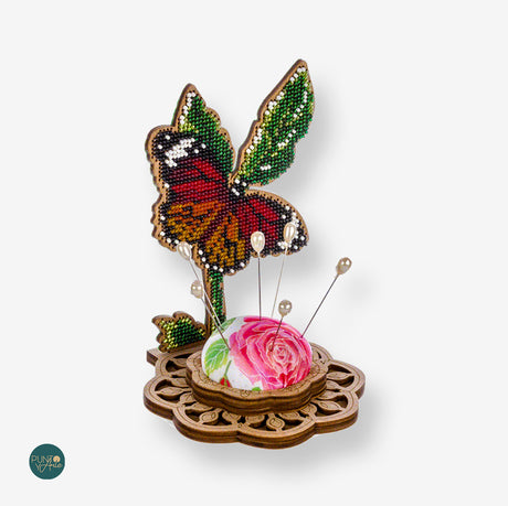 FLK-279 Pincushion - Butterfly - Kit with Beads - Wood