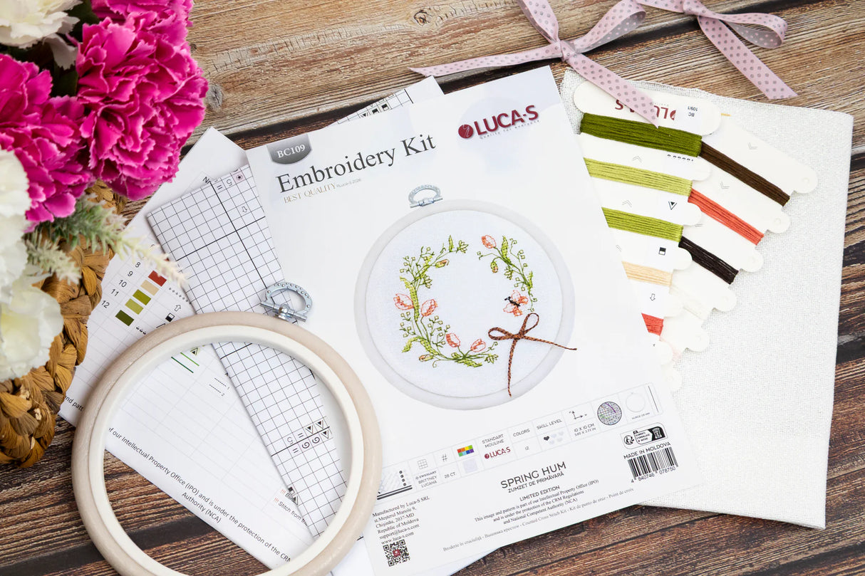 Kit punto de cruz Luca-S BC109 Spring Hum con bastidor