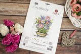 Kit de punto de cruz Luca-S B7061 A Dream Beneath The Petals – Sueño entre Pétalos 25x30 cm