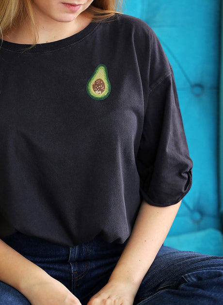 Brooch. Avocado - JK-2215 Panna - Traditional Embroidery Kit