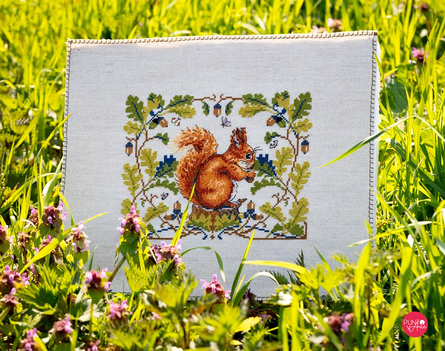 K-146A Squirrel - Merejka - Cross stitch kit