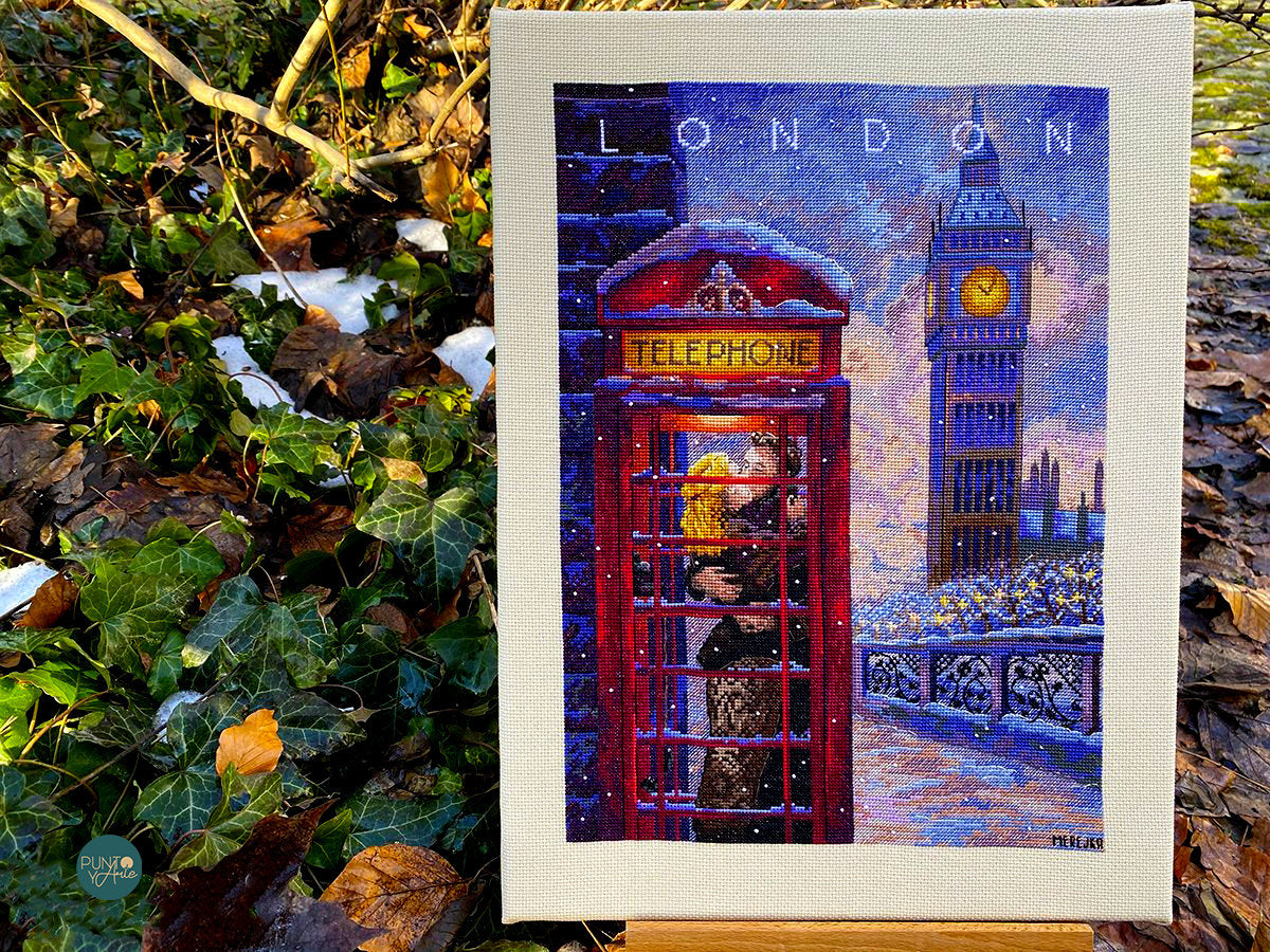 Kit de Punto de Cruz Visite Londres | Merejka K-182 | 33x24.5 cm | Aida Cappuccino + Hilos DMC