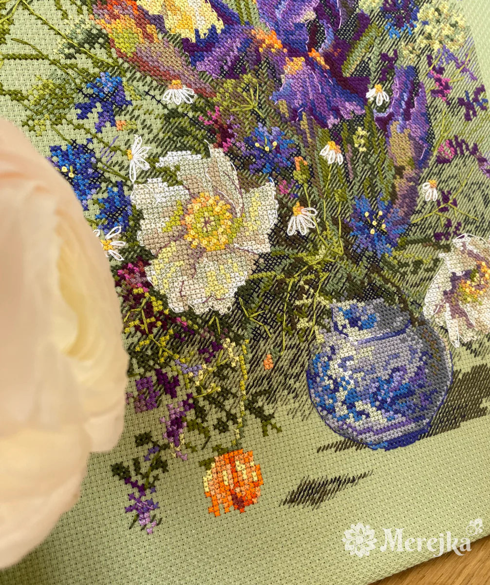 Kit de point de croix « Iris et fleurs sauvages » par Merejka - K-249