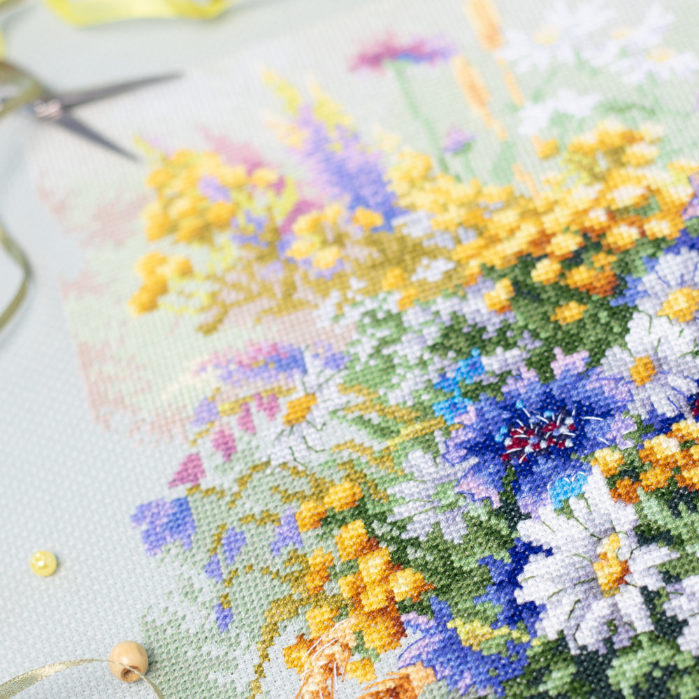 On the Forest Glade – Kit de Punto de Cruz Magic Needle 510-230