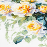 Kit de Punto de Cruz 70-08 “The Queen of Flowers” – Magic Needle