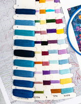 L9951 Blue Mirage - LetiStitch | Kit de punto de cruz paisajístico con delfines