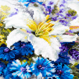Lilies and Cornflowers – Kit de Punto de Cruz Magic Needle 510-227