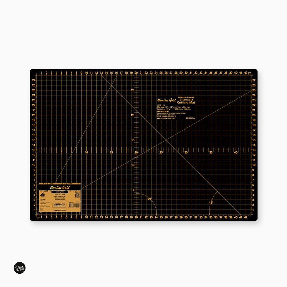 Multifunctional Self-Healing Cutting Mat - Hemline Gold, with Measurements in Centimeters and Inches