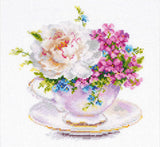 Tasse avec pivoine - S2-57 Alisa - Kit de point de croix