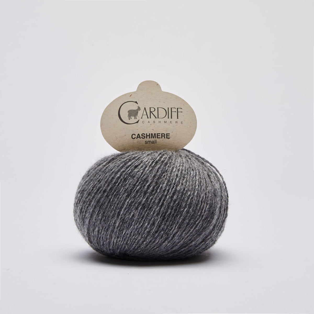 Cardiff Small Cashmere 519 Fumo, ovillo de lana fina 100% cachemira