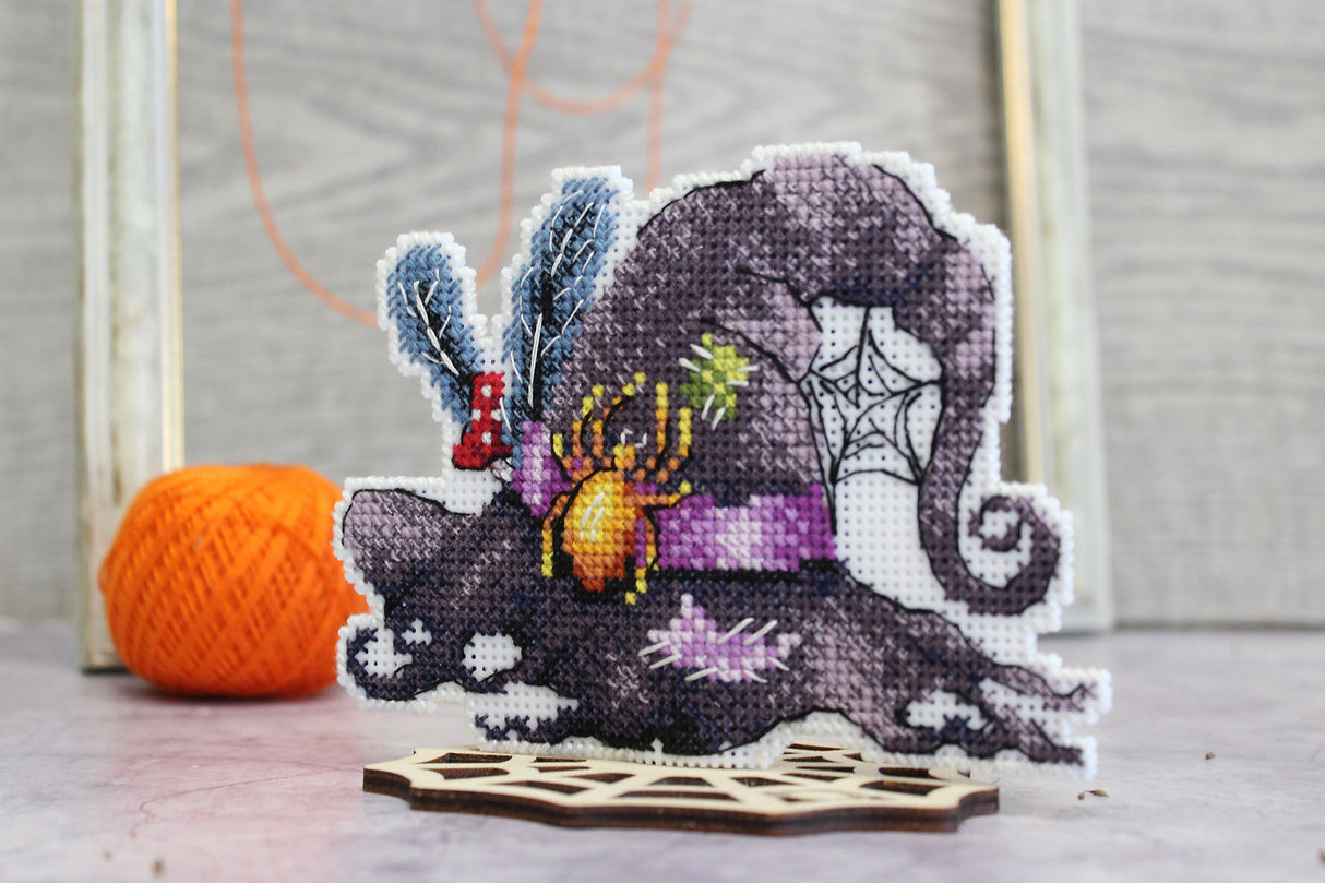 Witch Hat - SR-865 MP Studia - Cross Stitch Kit