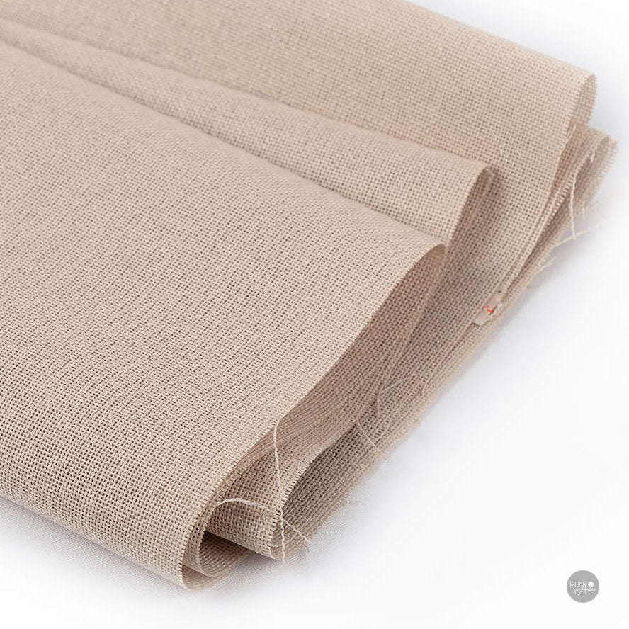 Tela Zweigart Lugana 28 ct Light Mocha doblada
