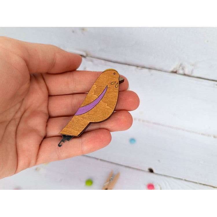 Vista adicional de Enhebrador Wizardi KF070/1 de Agujas de Madera con Diseño de Pájaro Morado -3
