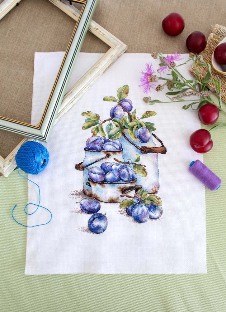 Cross stitch kit "Garden Plums" SNV-877 MP Studia