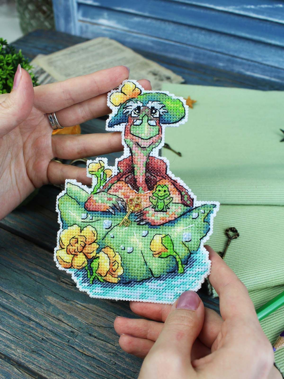 Kit de point de croix Tortilla la Tortue SR-1189 MP Studia | Toile plastique 14 points