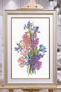 Kit de punto de cruz Hyacinths Oven 1719 con ramo floral de jacintos e iris en tonos suaves sobre tela Aida blanca