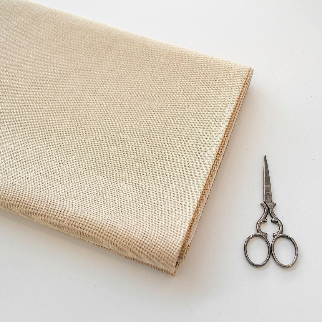 tela zweigart belfast 32 ct light mocha para punto de cruz y bordado