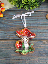 Beaded Embroidery Kit on Wood "Little Fly Agaric" MP Studia SO-147 – Christmas Decoration 7×5 cm