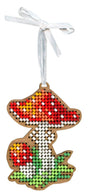 Kit de bordado con abalorios sobre base de madera MP Studia con diseño de hongo rojo decorativo para árbol de Navidad