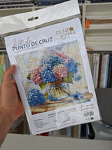 Kit de Punto de Cruz - Punto y Arte P052 - Hortensias en Acuarela