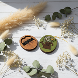 Estuche de agujas de madera KF056/121G “Regadera con flores” – Kind Fox by Wizardi