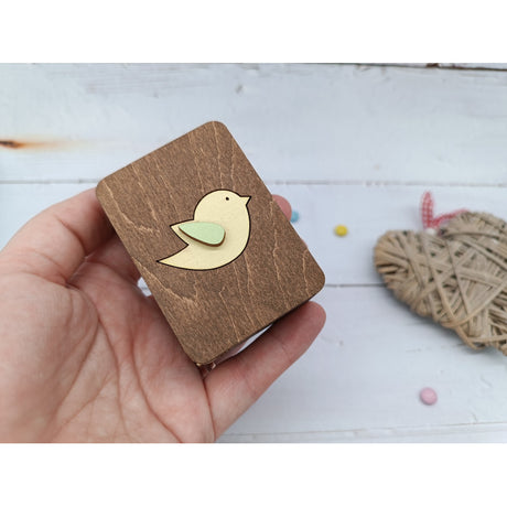 Wooden Box with Little Bird Design KF057/33