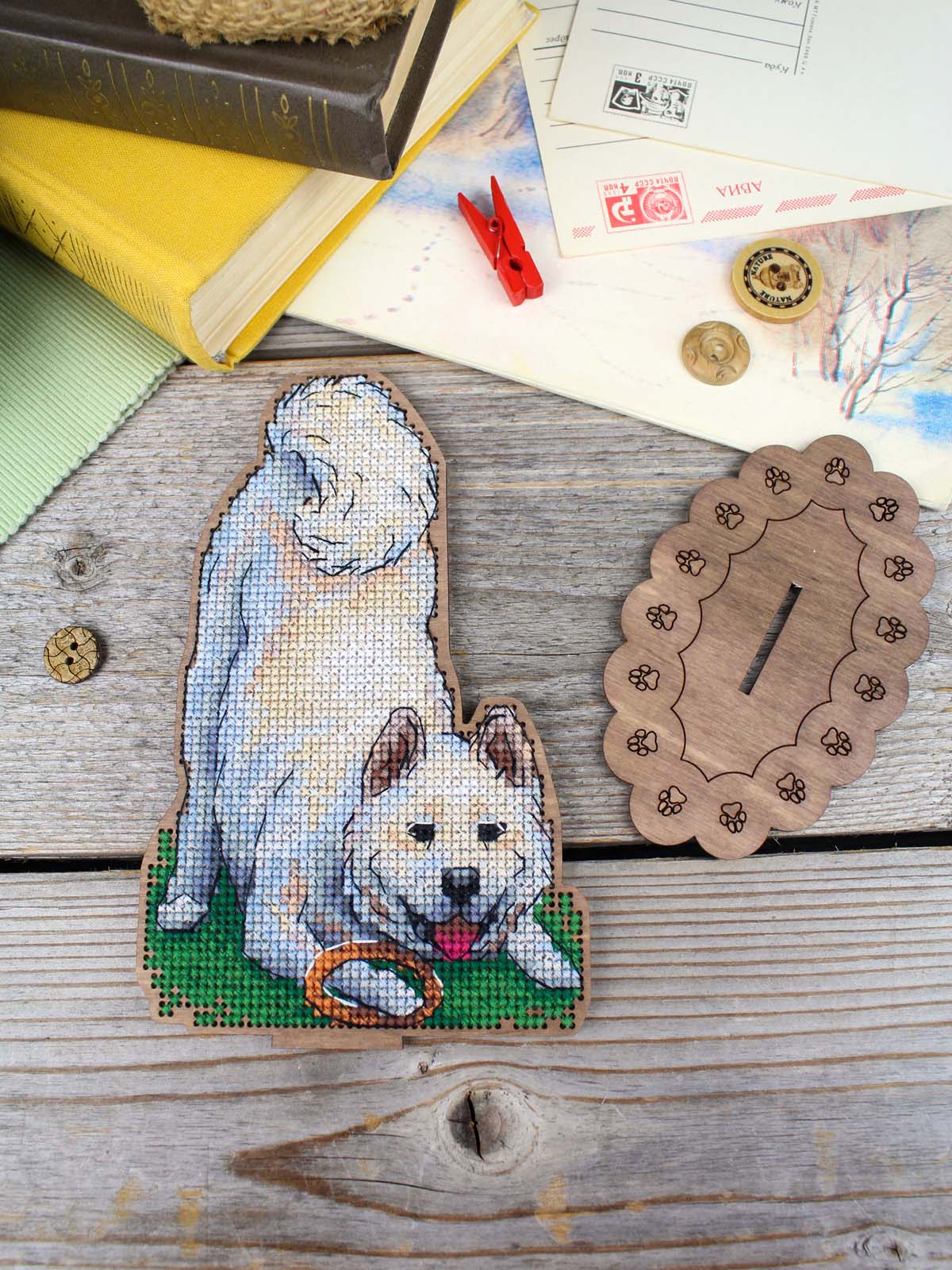 Kit de punto de cruz sobre madera MP Studia SO-170 Shiba Inu 17x12 cm